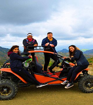 Recorrido en buggy y bodega
