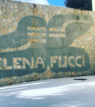 Descubre Titolo World en Elena Fucci