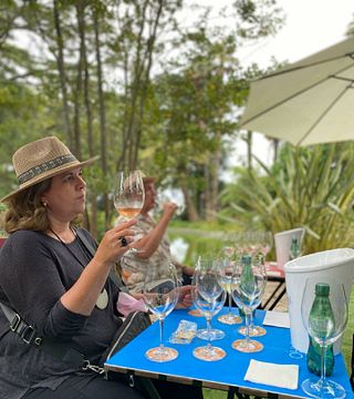 Cata y visita a la selección de vinos de Santa Vitória