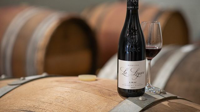 Cata de vinos y visita al Domaine La Lôyane