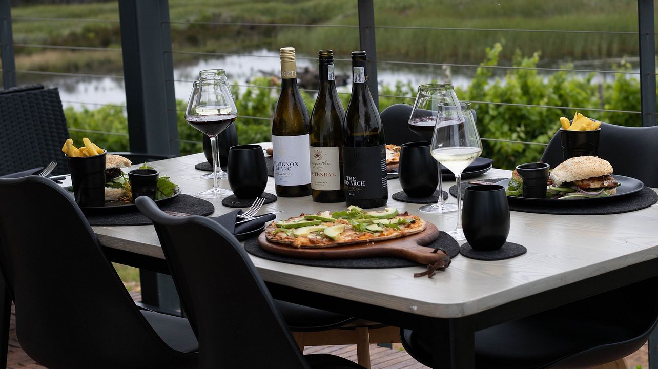 Degustação de vinhos em Zoetendal Vineyards e River Estate
