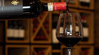 Cata de vinos típicos del Val d'Orcia