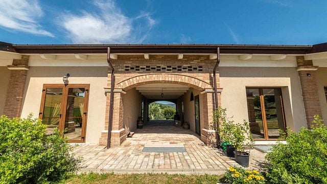 Cata de vinos y visita guiada en Tenuta Ca' Sciampagne