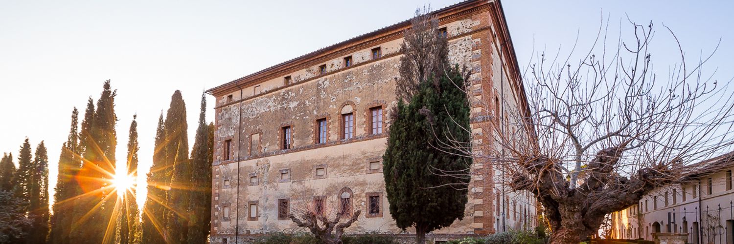 c256c72c-argiano-winery-building-tuscany_ufsi5j