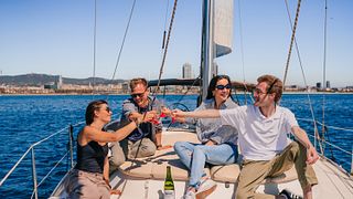 Aventure en voilier de Barcelone vers les vignobles, visite des caves et dégustation de vins