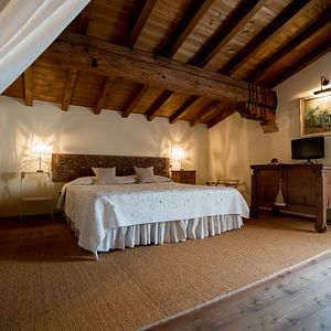 Trascorri una Notte in un Wine Relais all'interno di un parco naturale | Musella
