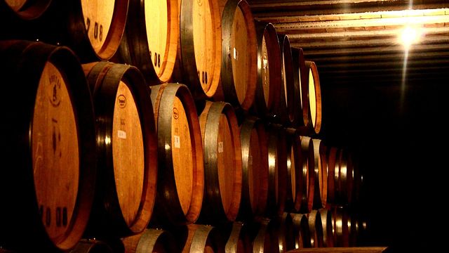Vinprovning och rundtur i Wine Cellars, Co.