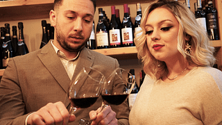 Wine Tasting near Turin Royal Palace in music-inspired Enoteca