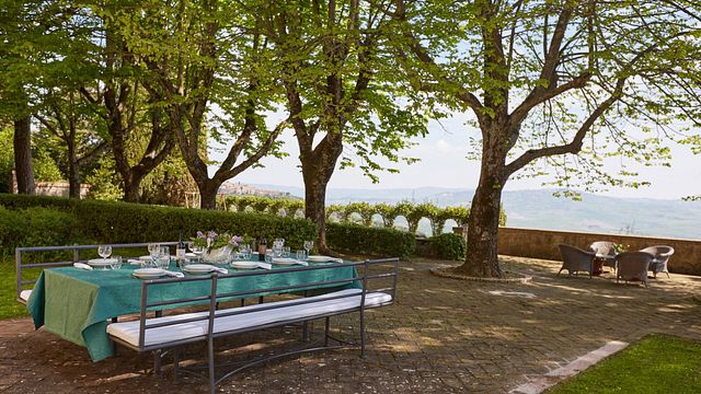 Cata y visita de vinos populares en Fattoria Sorbaiano