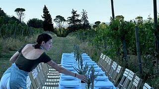 Abendessen in den Weinbergen