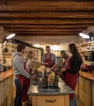 Prova la degustazione di vini in un'azienda vinicola storica