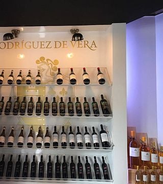 Besök och vinprovning på Rodriguguez Devera
