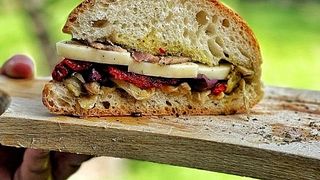 Leckere Kreationen: Personalisieren Sie Ihr „Cunzatu“-Brot