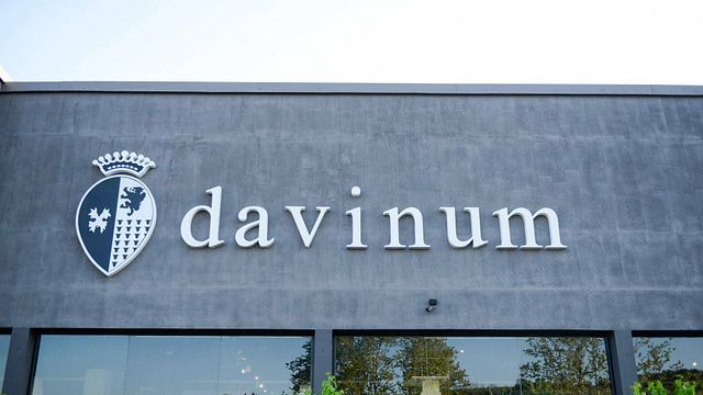 Vin et gastronomie chez Davinum Srl