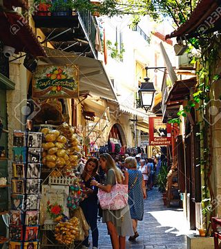 Recorrido vinícola de 7 días por Creta y Santorini
