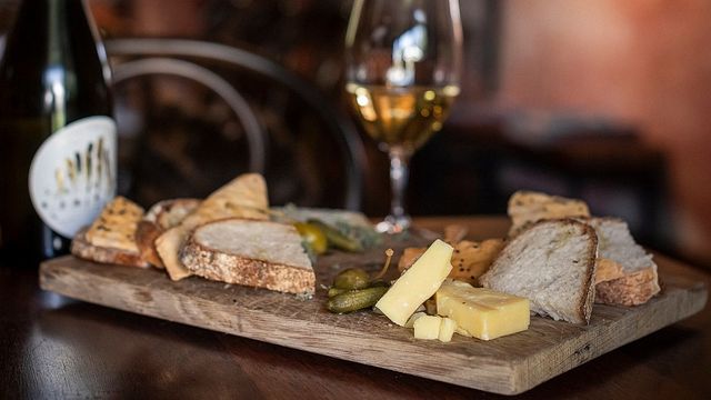 Degustazione di vini popolare nei vigneti di Turkey Flat