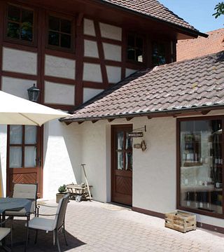 Klassische Weinverkostung im Weingut Lutz