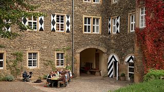 Degustazione di vini e visita al Prinz Salm
