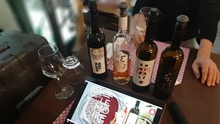 Cata de vinos y almuerzo ligero en Le Moire