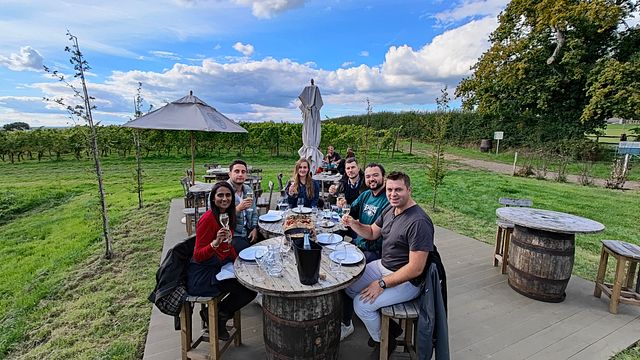 Degustazione di vini di un'intera giornata e pranzo in vigna nel Sussex e nel Kent