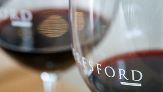 Parad vin- och matprovningsupplevelse på Beresford Estate