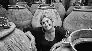 Natursköna vingårdsvandringar med vin och lokala delikatesser