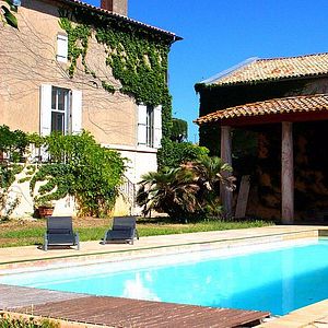 Disfrute de una estancia de lujo con una magnífica vista de los viñedos en el Château de Paraza