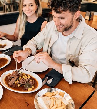 Tour gastronomico premium di Madrid: vino, tapas e terrazze