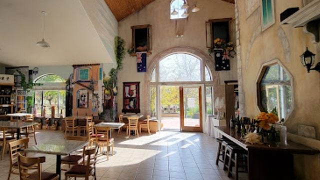 Rios Lovell Estate Winery