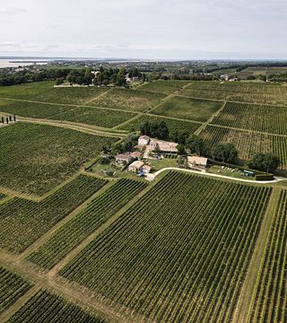 Stay at Château Maine Gazin