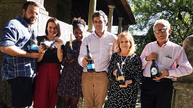 Cata y tour de vinos clásicos en 100Igual