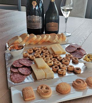 Discover Veneto Sustainable Sips & Cicchetti at Dea-Rivalta