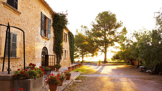 Oliver Moragues Winery