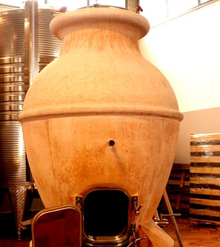 Wine tasting and tour at La Biagiola winery