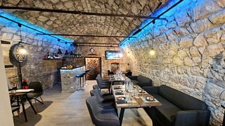 Weinprobe im Club Winorium
