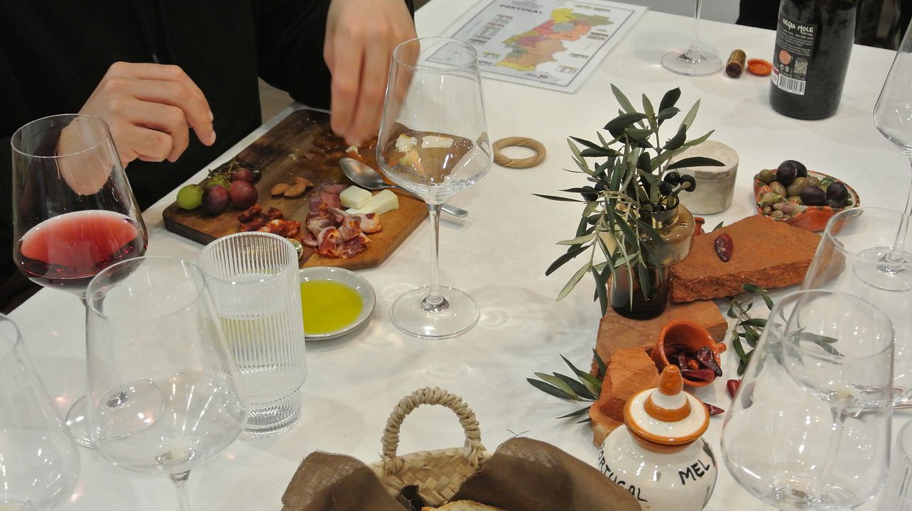 Algarve Wine Tasting in Faro • curated wines & pairings