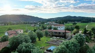 Pernoite em Terra Rosa Country House and Vineyards