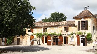 Château La Tour De By