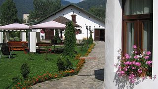 Azuga Rhein Wine Cellar