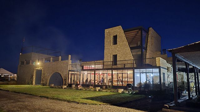 Dégustation de vins et dîner au domaine d'Uplistsikhe