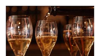 Degustazione di vini e tour popolari allo Champagne Vincent D'Astree