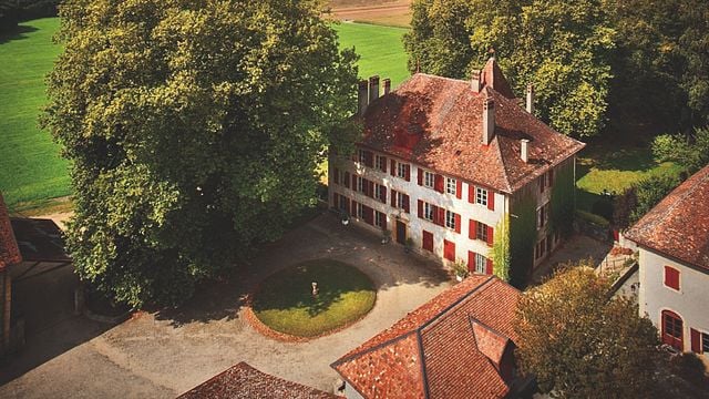 Weinprobe im Schloss Eclépens