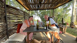 Verkostung von fünf Weinen mit Snacks im Weingut Biondi