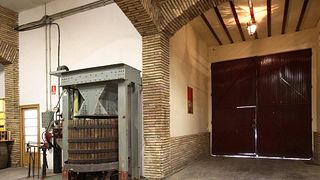 Weinprobe und Führung bei Bodegas Corellanas