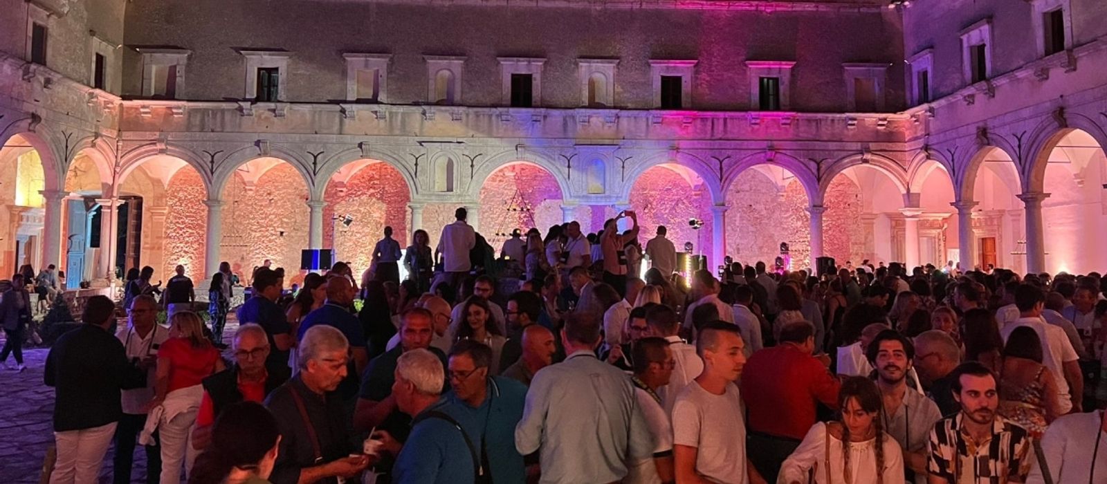 Terre-Sicane-Wine-Fest-2022-serata-abbazia-santa-maria-del-bosco