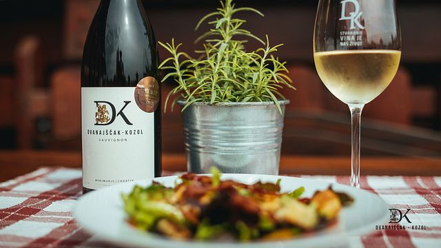 Smaka på de fantastiska vinerna från Vrbanek Winery 