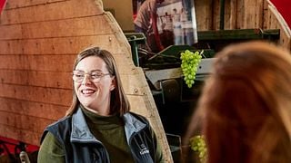 Vinkällarrundtur och provsmakningskurs i "upptäckt"
