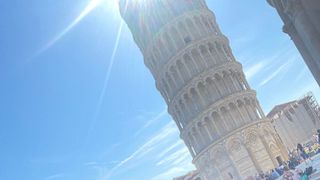 Tour guidato di Pisa e degustazione di vini