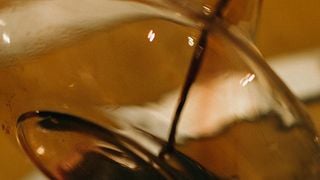 Cata y aperitivo de la Evolución del Vino / Tradición Contemporánea en Cantina Mir