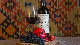 Degustazione e tour di vini premium presso la cantina Tchrebalo